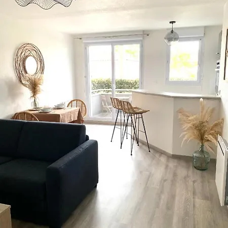 Apartment T2 *